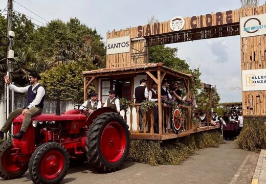 A Festa das Carrozas do San Cidre celebra a súa primeira edición como Festa de Interese Turístico de Galicia
