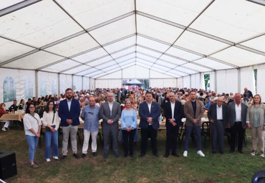 Máis de 530 persoas celebraron a XXVII Festa dos Maiores do Concello de Frades