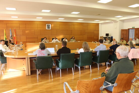 O pleno aproba por unanimidade o convenio coa Fundación Amancio Ortega para construír o futuro edificio de entidades sociais