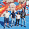 O Concello completa a renovación da pista deportiva da Falperra, que incorpora un mural artístico do Deportivo elaborado por veciños do barrio