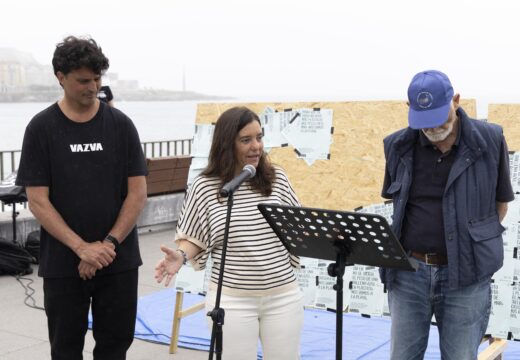 Inés Rey subliña a importancia da concienciación “para entender que coidar os mares, e o mundo que nos rodea, debe ser un proxecto común”