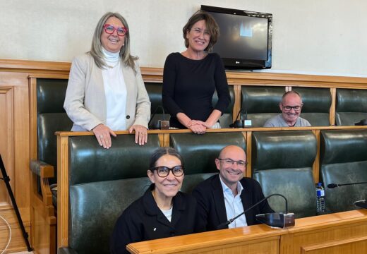 As Non Adscritas desbloquean co seu voto a favor dous expedientes económicos de débedas con provedores: “nin gobernamos nin facemos oposición como vostedes”