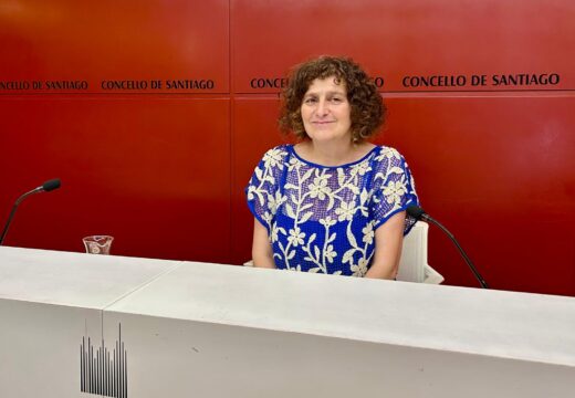 A alcaldesa fai balance dun curso marcado polo cumprimento de obxectivos e anuncia a instalación definitiva das estatuas do Mestre Mateo no Museo do Pobo Galego
