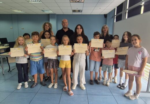 Éxito de participación nos campamentos tecnolóxicos do proxecto Talento km 0, coas catro quendas completas