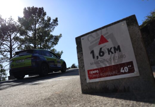 O 10º Repsol EcoRallye A Coruña completa a súa primeira xornada percorrendo os municipios coruñeses