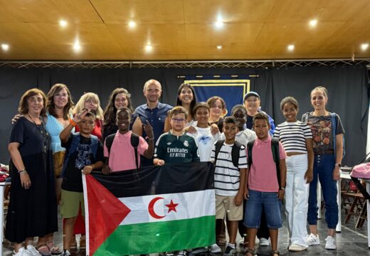 O Concello despide aos sete nenos e nenas saharauís que pasaron as súas Vacacións en paz en Ribeira