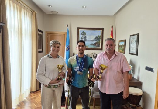 Recepción institucional ao subcampión Alberto Fidalgo na Casa do Concello