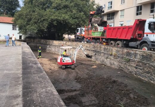 O Concello de Fene mellora o cubo do muíño do Parque Lineal e programa a limpeza dos ríos urbanos para setembro