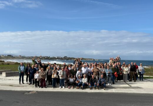 Cen laracheses participaron na excursión á Mariña Lucense e Occidente Asturiano organizada polo concello