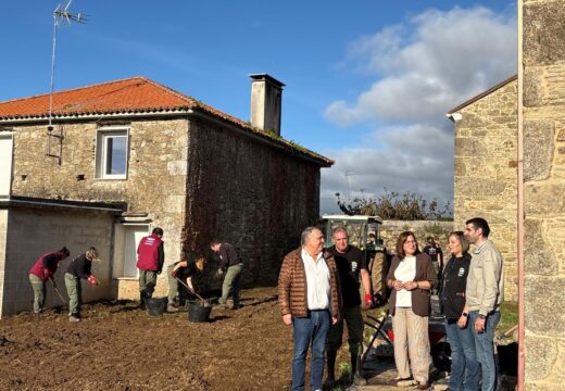 O obradoiro de emprego comeza os traballos de acondicionamento da contorna da Casa Reitoral de Montemaior