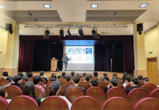 Alumnado do IES Agra de Leborís participa na actividade “Unha historia da diversidade na historia da arte”
