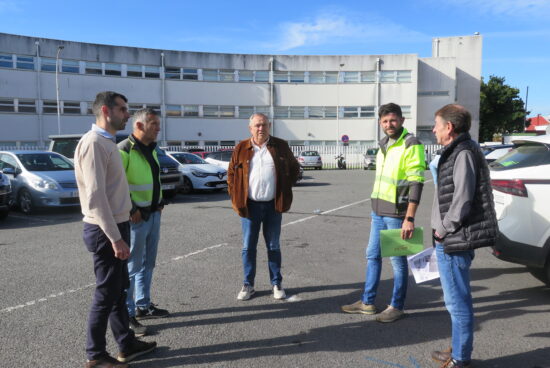 En marcha as obras de mellora das prazas Les Sables D`Olonne e Punta das Ondas, e da estrada do Cancelo do Medio