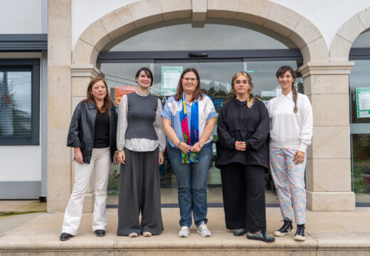 A alfocega Iria Braña gaña o VII Premio de poesía Filomena Dato coa obra ‘Un xardín no espazo da linguaxe’
