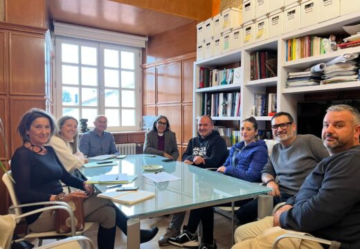 As concelleiras Non Adscritas coñecen as demandas dos traballadores de Urbaser e alertan das deficiencias do servizo de limpeza
