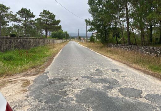 O goberno de Ribeira mellorará servizos básicos coa licitación do saneamento en Cristal e as pavimentacións no acceso ao aparcamento das Dunas e a rúa Mariño de Rivera